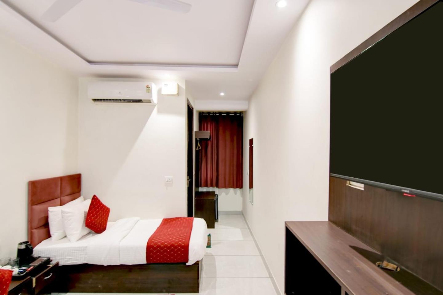 De Hocks Deluxe - Railway Station 4* New Delhi